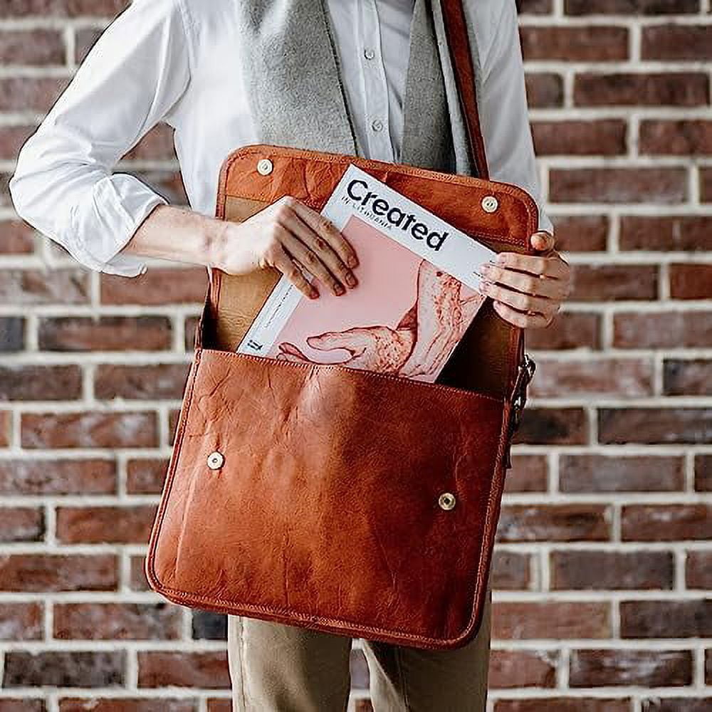 Leather Messenger Bag Ghent, Briefcase for Men and Women - Image 4